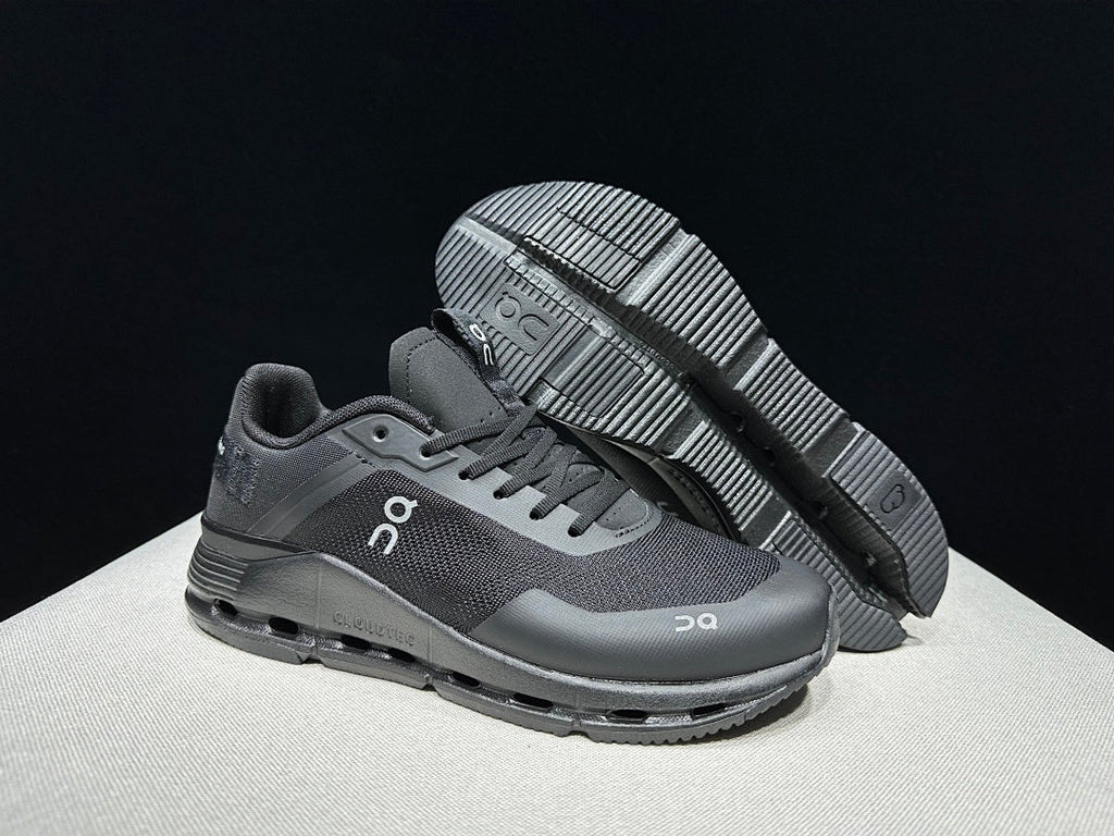On Cloudnova Form 2 TT Trainers in Black and Eclipse - product image from the listing.