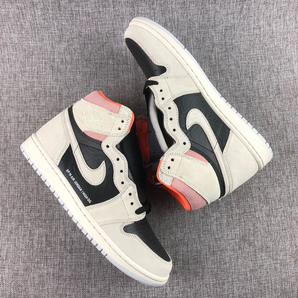 Air Jordan 1 High OG Grey Black Pink 555088-018 - product image from the listing.