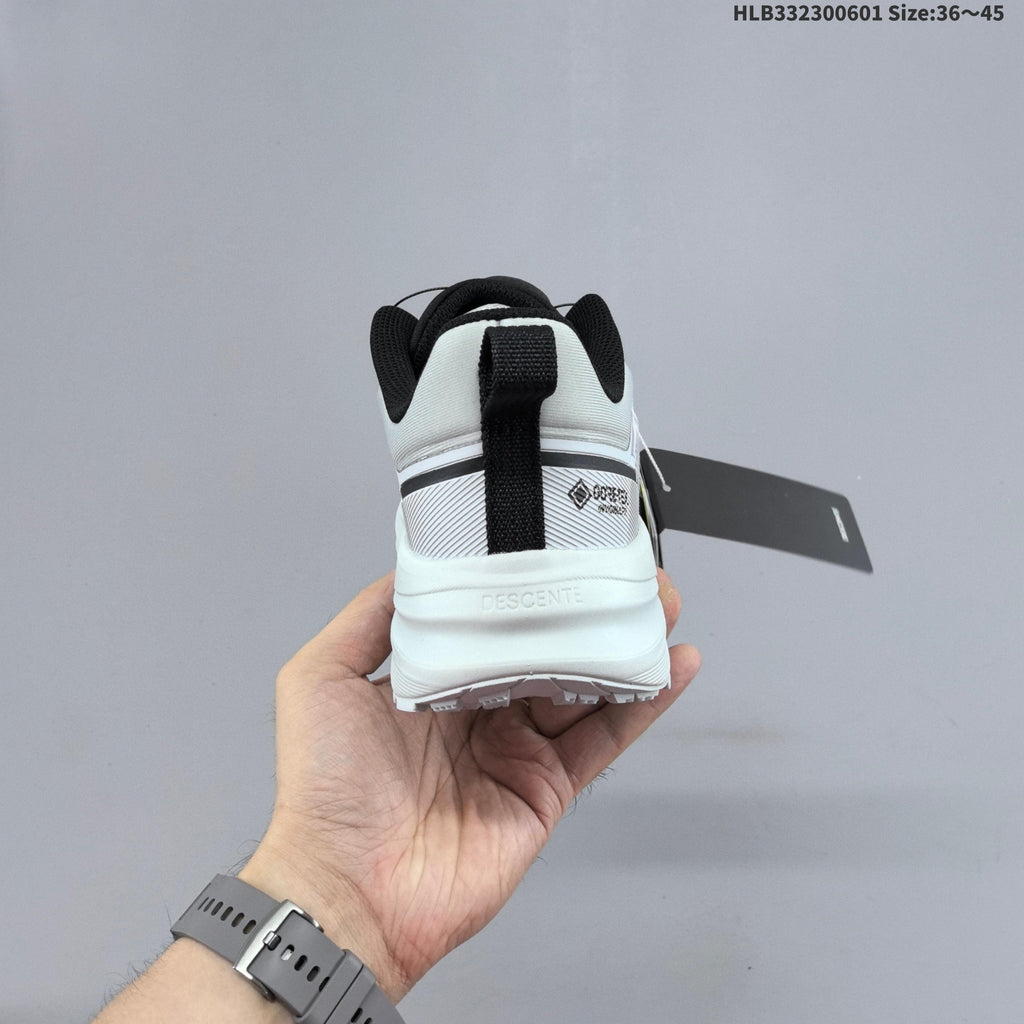 DESCENTE LAVITATE 3.0 WIRE GTX Low-Cut Sneakers - product image from the listing.