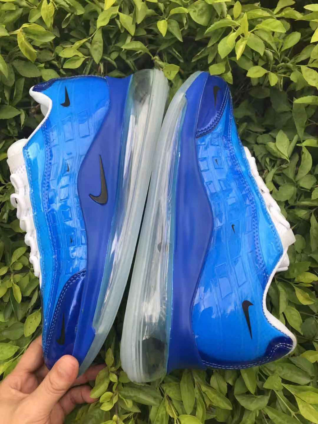Nike Air Max 720 Sneakers in Blue and White - product image from the listing.