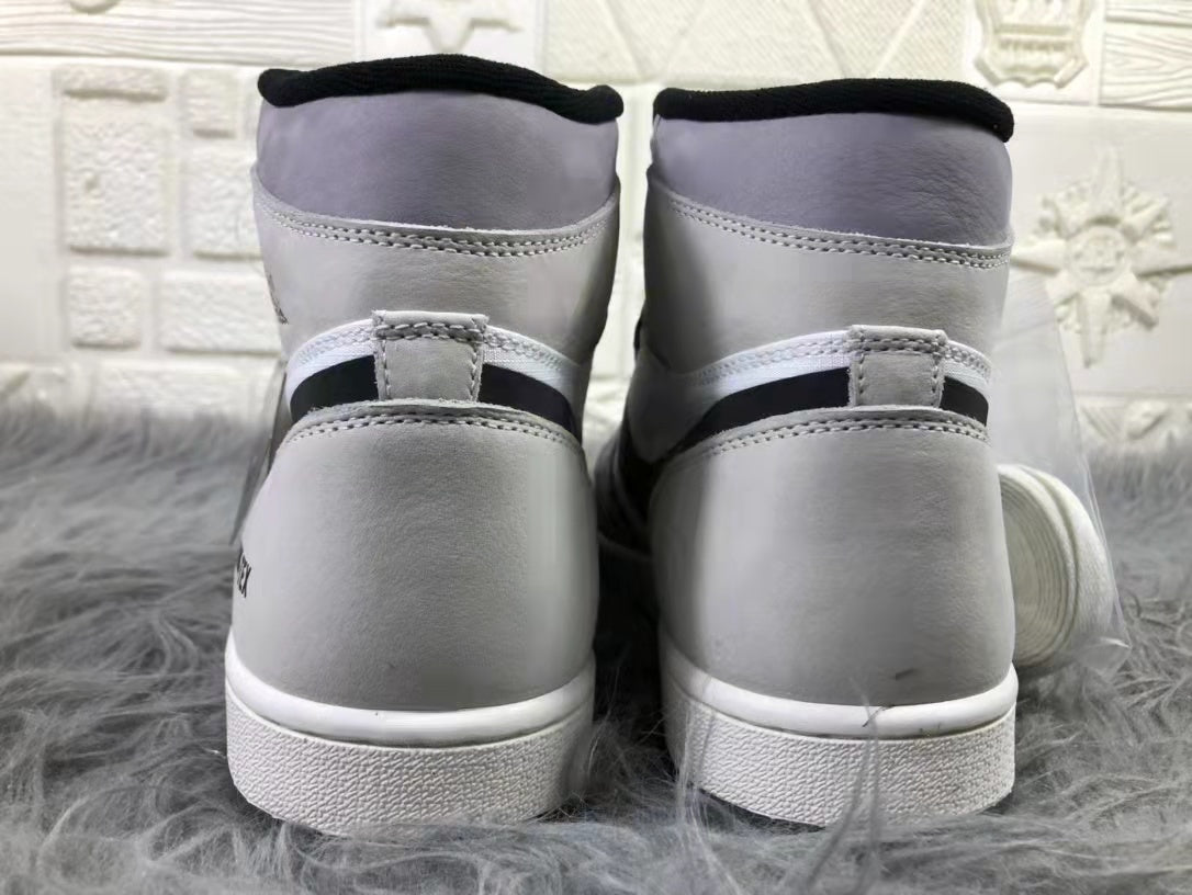 Jordan 1 Union x Air Jordan 1 High Sneakers in White Grey DB2889-100 - product image from the listing.