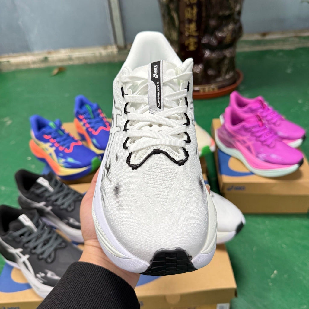 ASICS Superblast 3 Running Shoes in White Grey Black 1013A177-002 - product image from the listing.