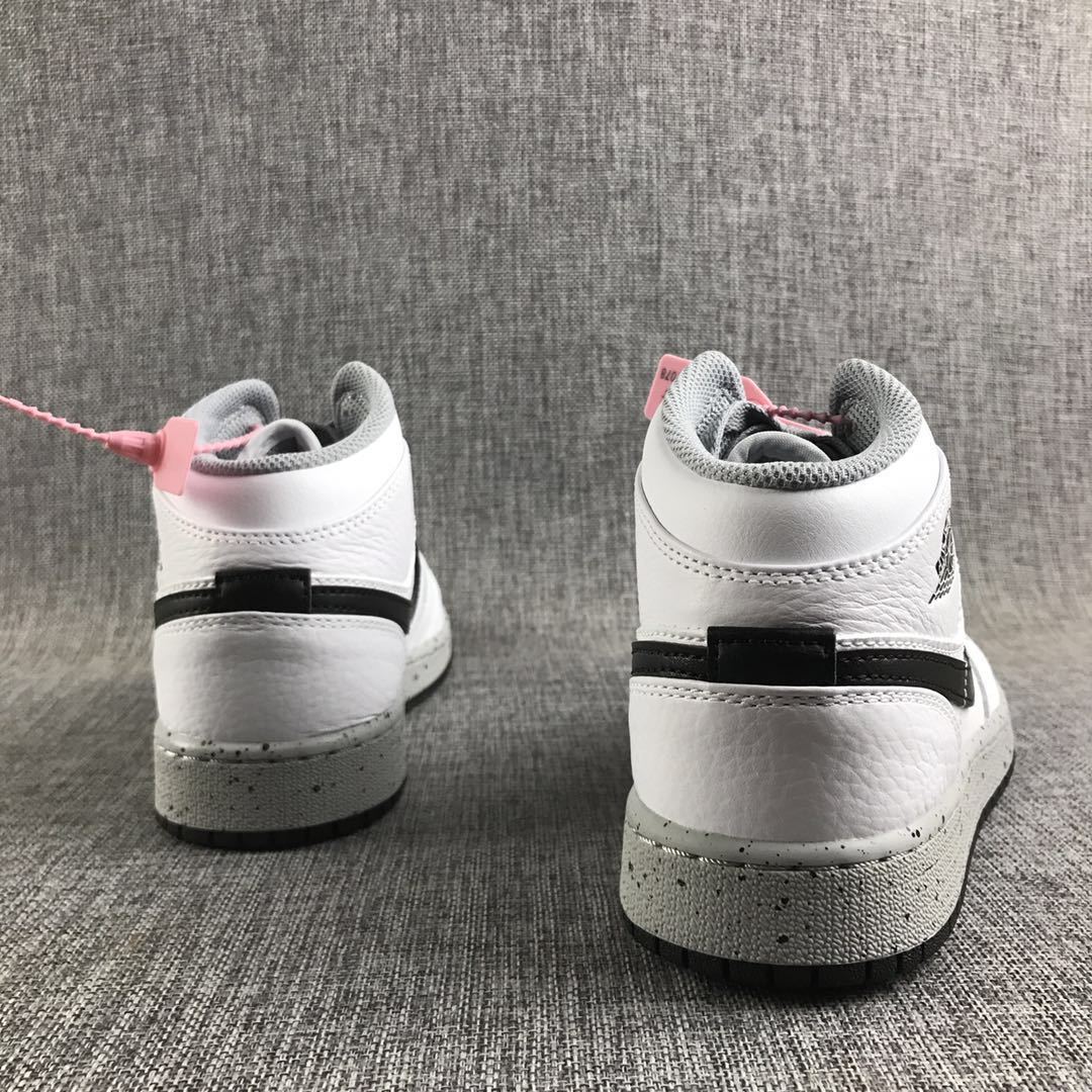 White Cement Sneakers - Jordan 1 High - product image from the listing.