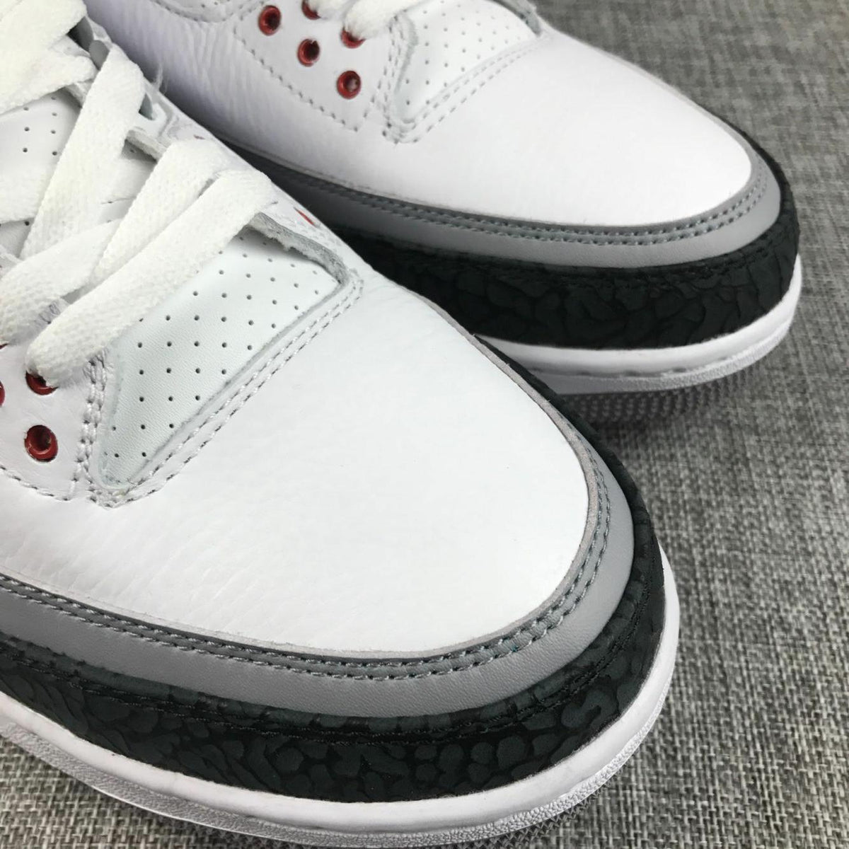 Air Jordan 3 White Grey Black Red Sneakers - product image from the listing.