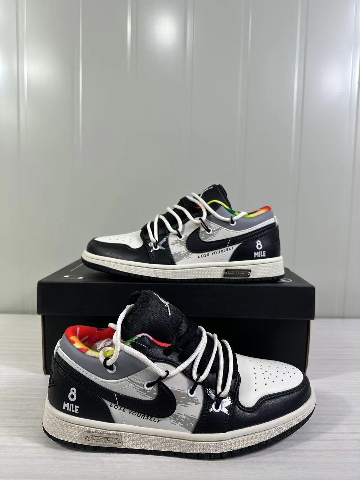 Air Jordan 1 Low Black White DQ8422-001 - product image from the listing.