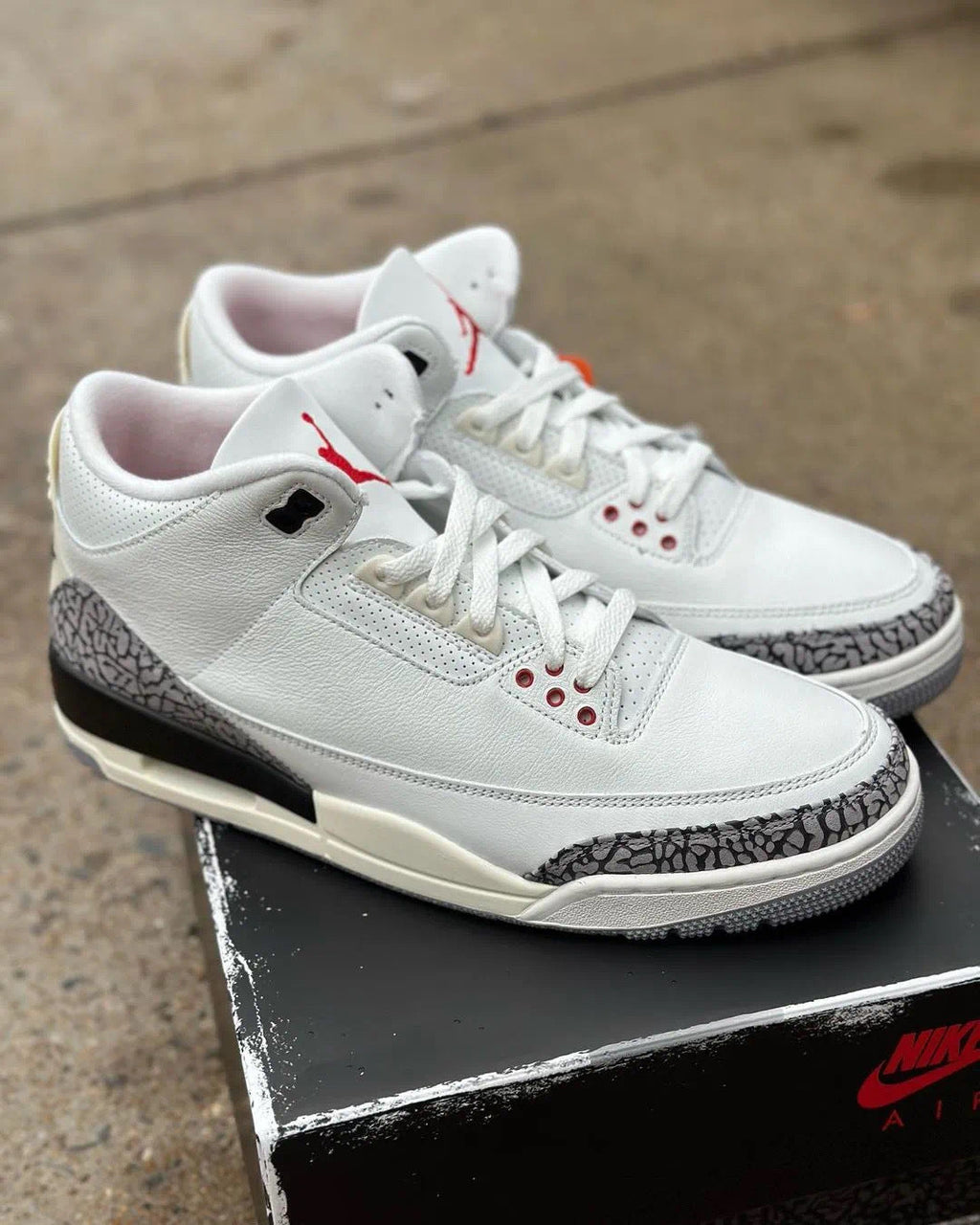 Air Jordan 3 White Cement Reimagined Sneakers DN3707-100 - product image from the listing.