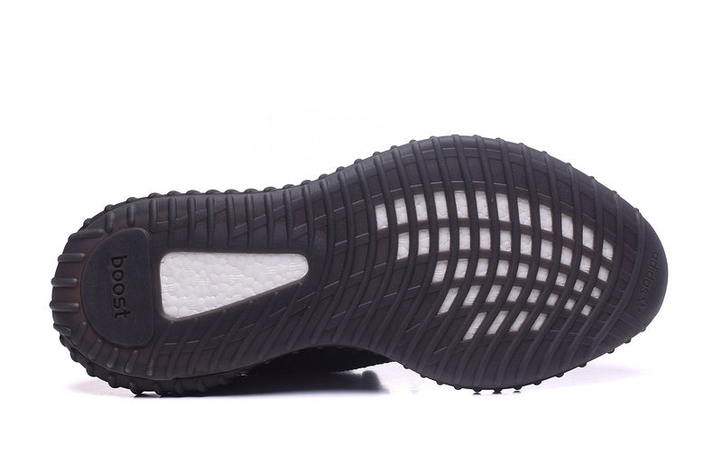 Yeezy 350 V2 Low-Top Sneakers in Black Knit - product image from the listing.