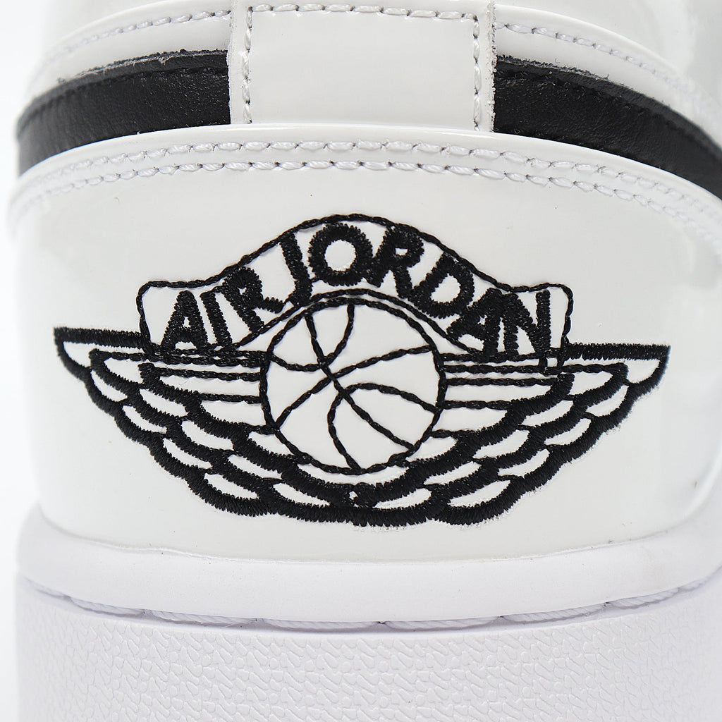Air Jordan 1 Low Panda Black White Sneakers 553560-103 - product image from the listing.
