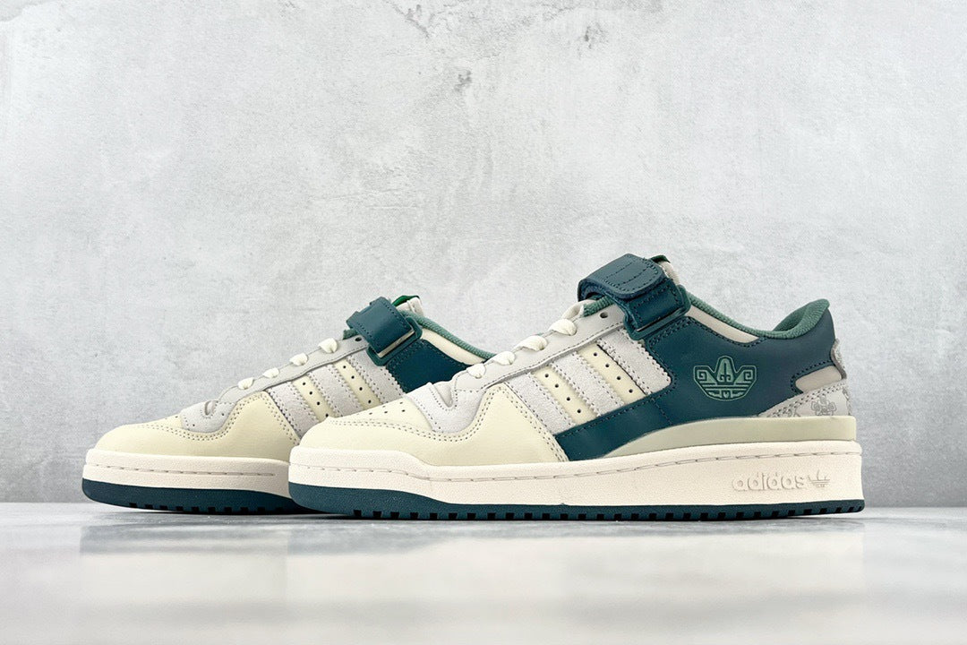 Adidas Originals Forum 84 Low Sneakers in White Green HP2067 - product image from the listing.