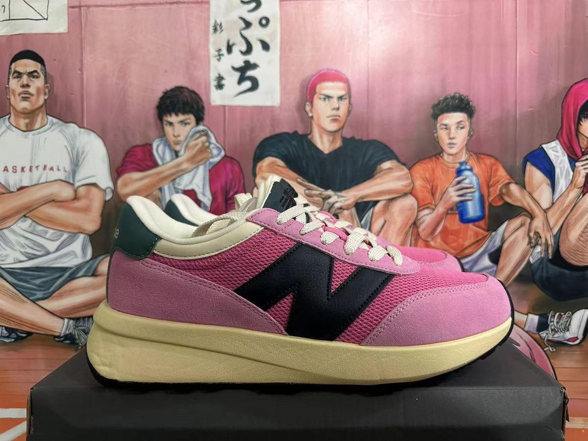 New Balance U370 Sneakers in Pink - product image from the listing.