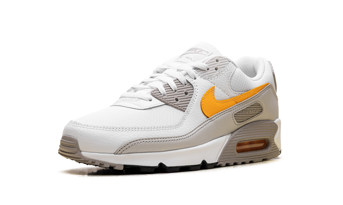 "White Laser Orange" Air Max 90 DM0029 119 - product image from the listing.
