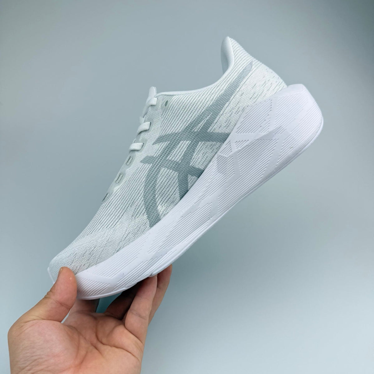 ASICS GEL-QUANTUM 360 VIII Sneakers in White Grey - product image from the listing.