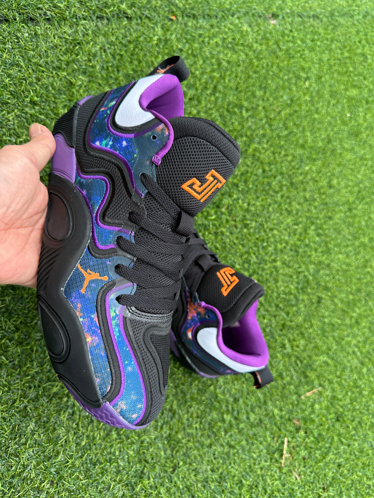 Jordan 680-3 Basketball Sneakers in Black Purple - product image from the listing.