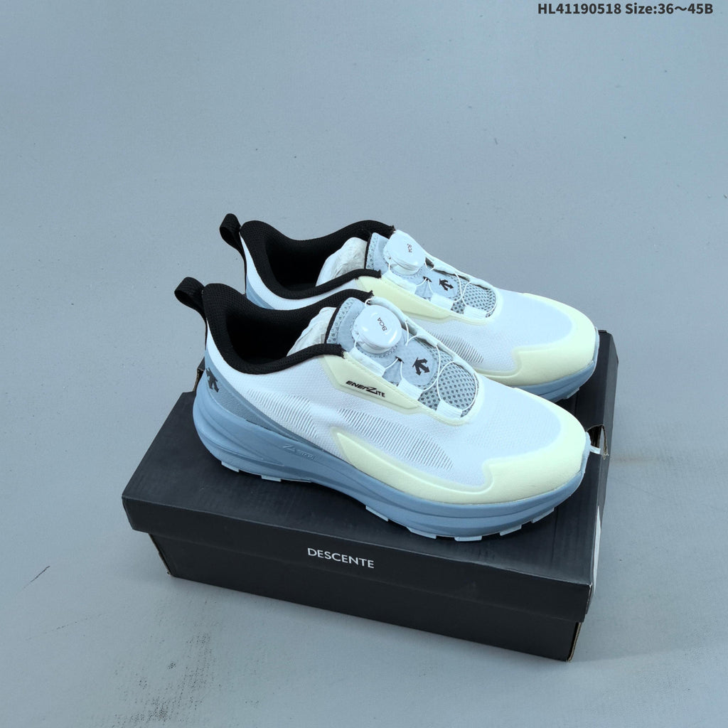 DESCENTE LAVITATE TRAIL WIRE 3.0 Low-Cut Sneakers - product image from the listing.