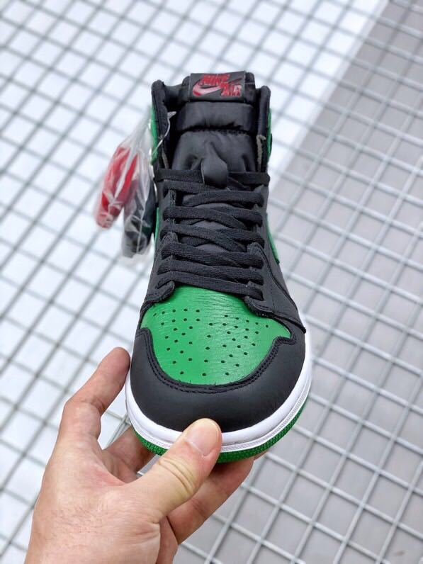 Air Jordan 1 Pine High-Top Sneakers in Green - product image from the listing.