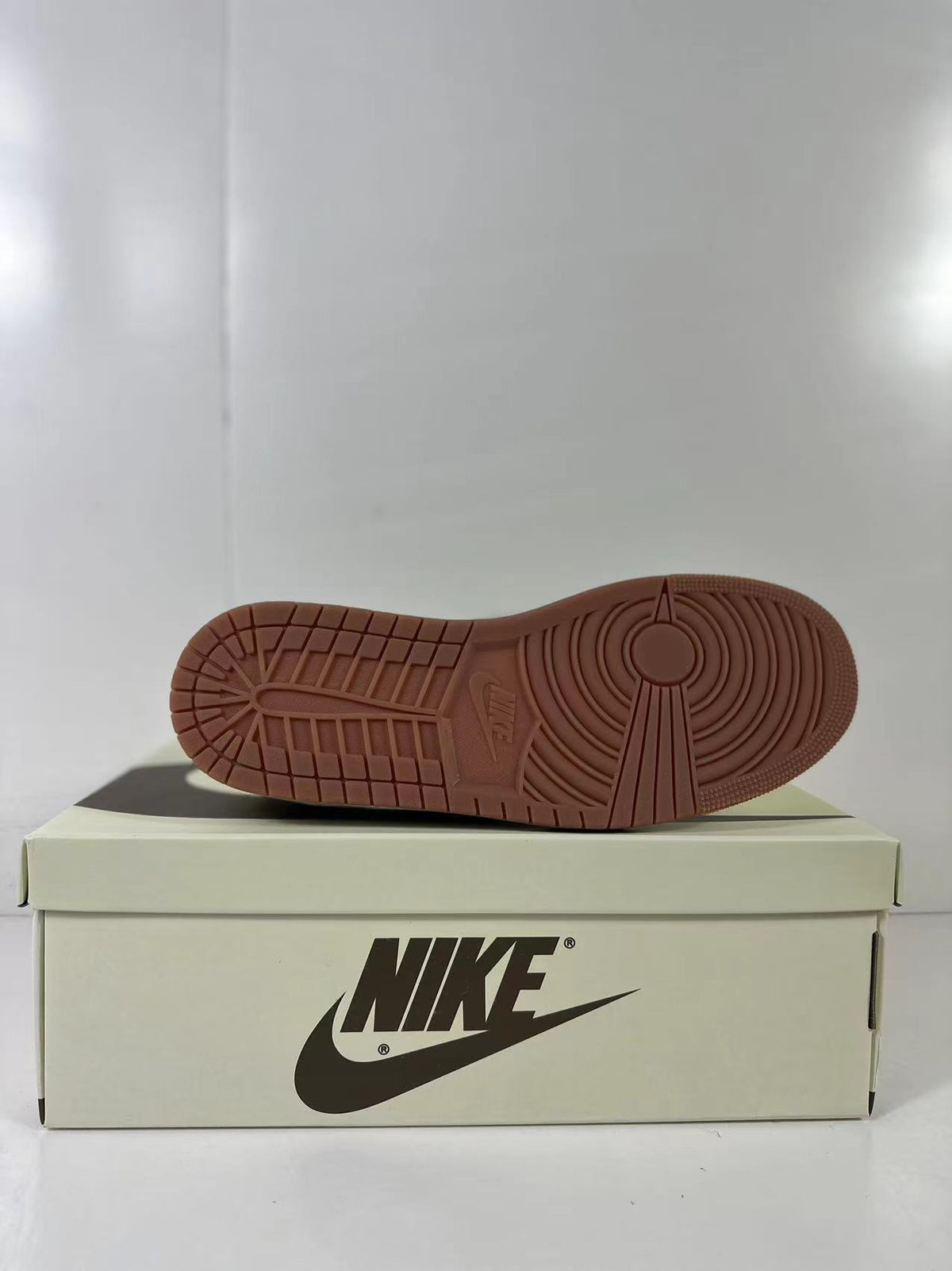 Nike Air Jordan 1 Low in Canary DZ4137-700 - product image from the listing.