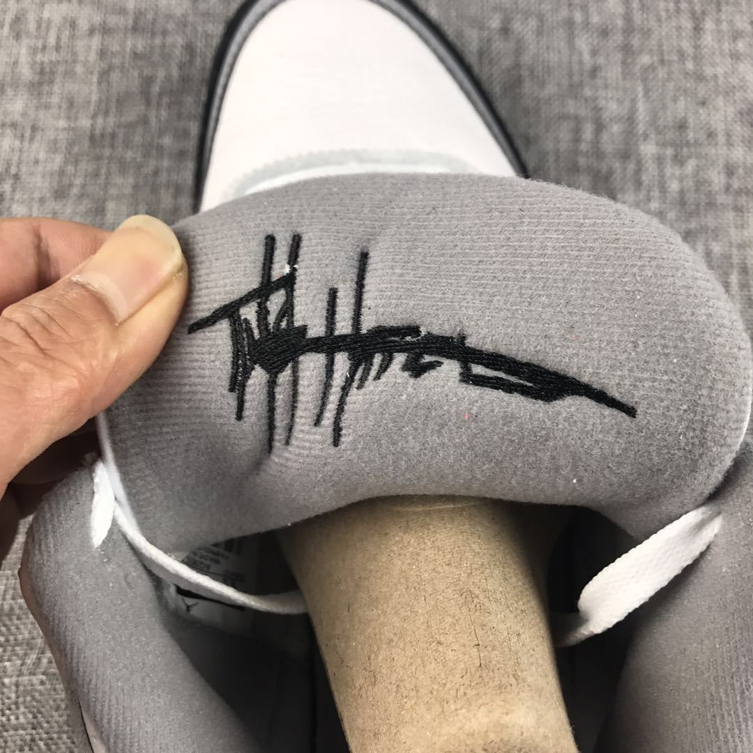 Air Jordan 3 White Cement Sneakers AQ3835-160 - product image from the listing.