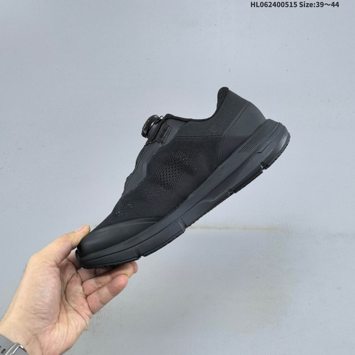DESCENTE EASE AIR JR BOA Sneakers for Running - product image from the listing.