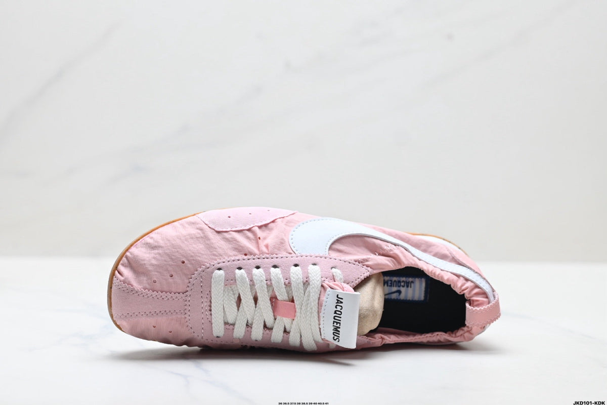Nike x Jacquemus JF1 Low-Top Sneakers in Pink - product image from the listing.