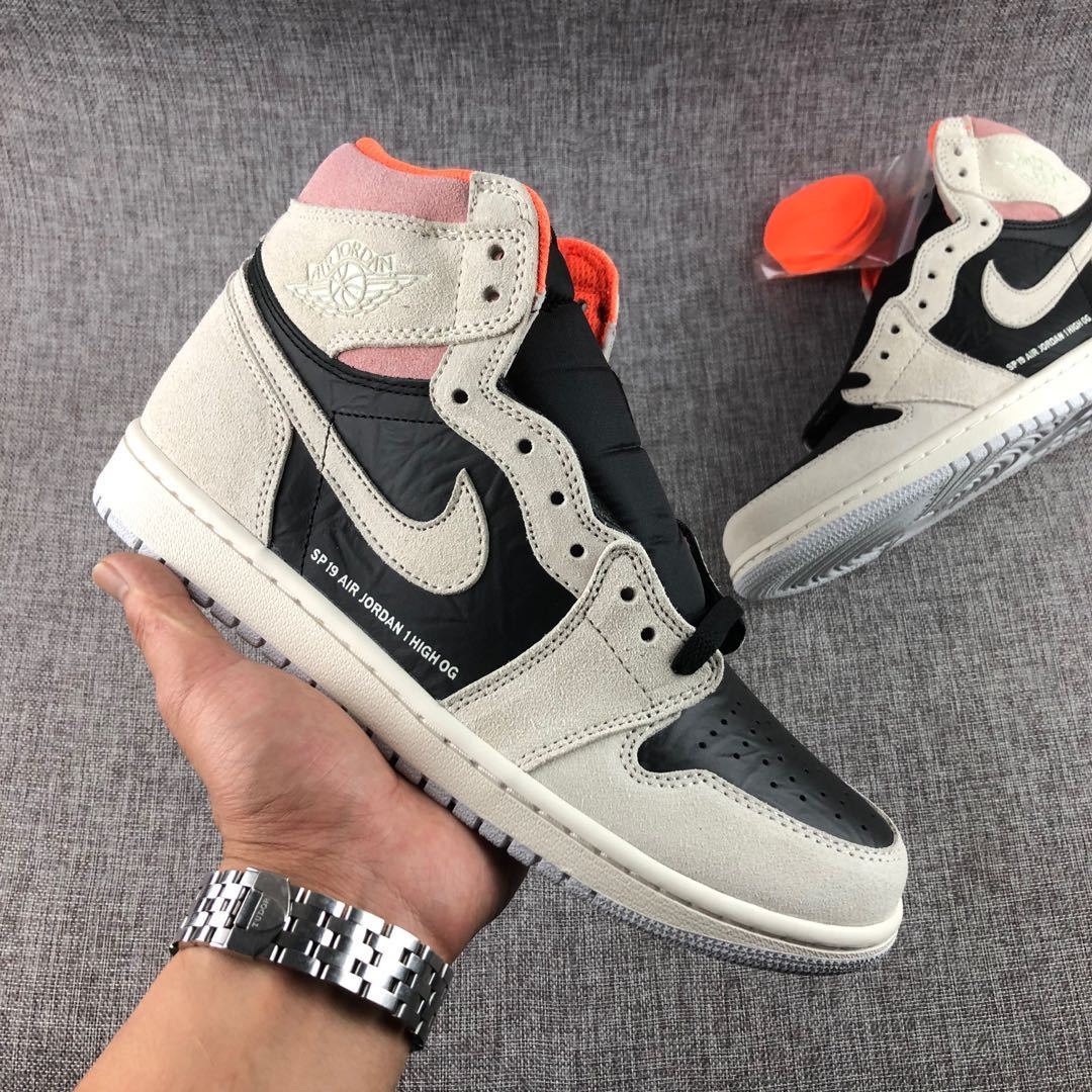 Air Jordan 1 High OG Grey Black Pink 555088-018 - product image from the listing.