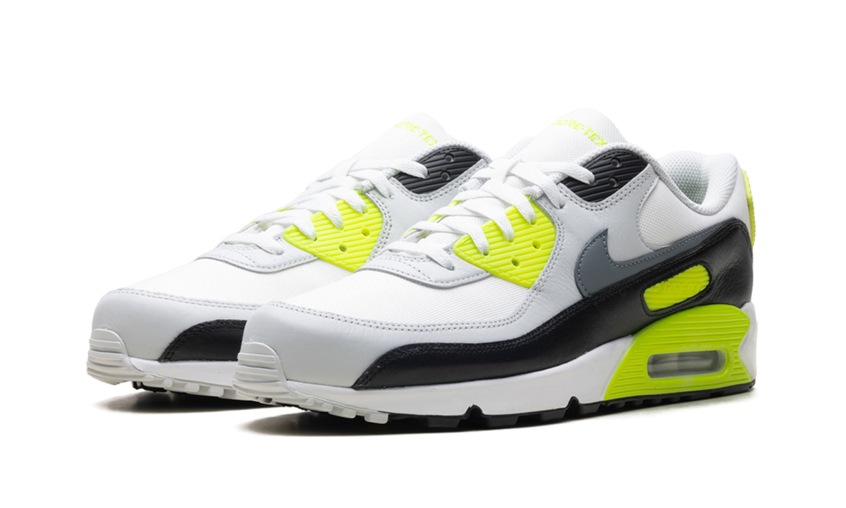 "Volt" Air Max 90 Gore-Tex FD5810 102 - product image from the listing.