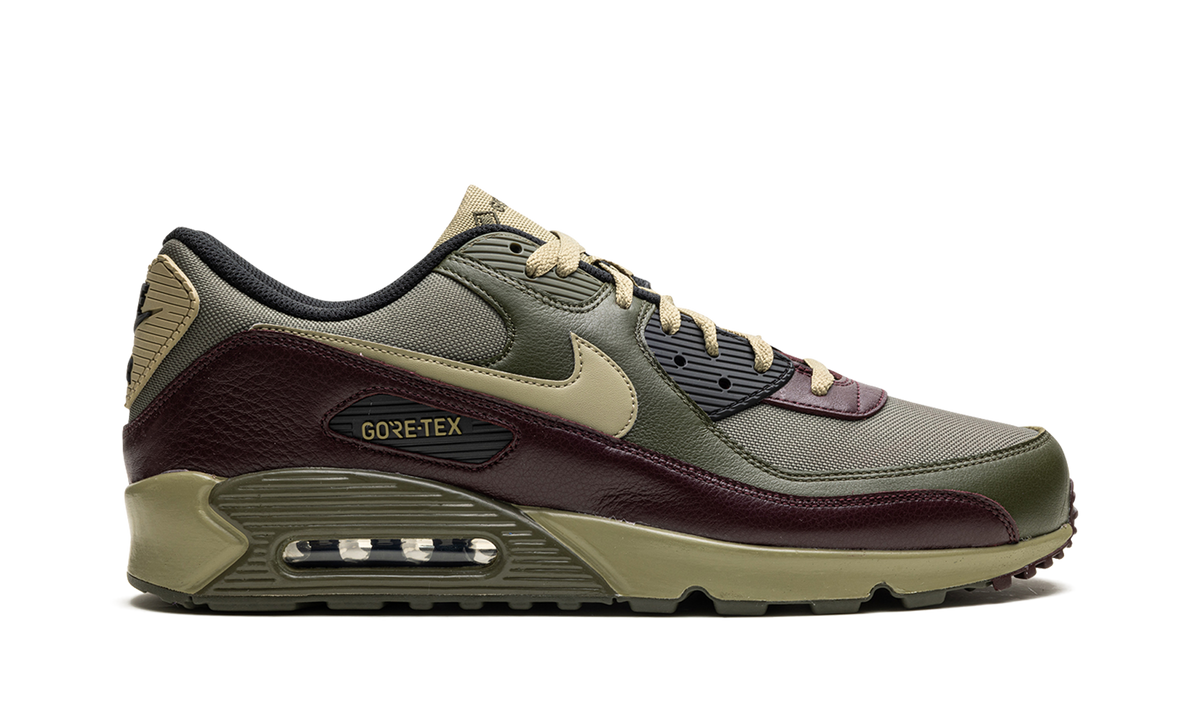 "Medium Olive" Air Max 90 Gore-Tex FD5810 200 - product image from the listing.