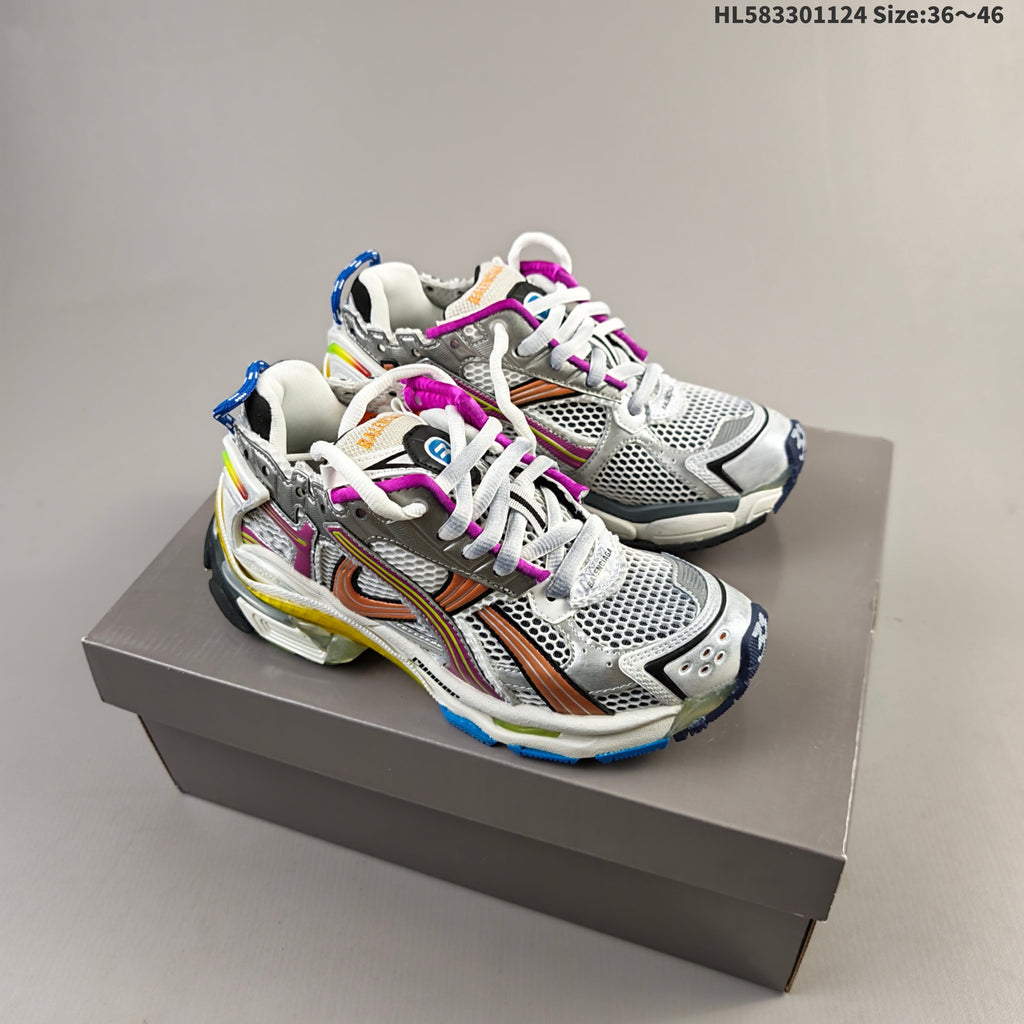 Balenciaga Runner Sneaker Low-Cut Mesh Style - product image from the listing.
