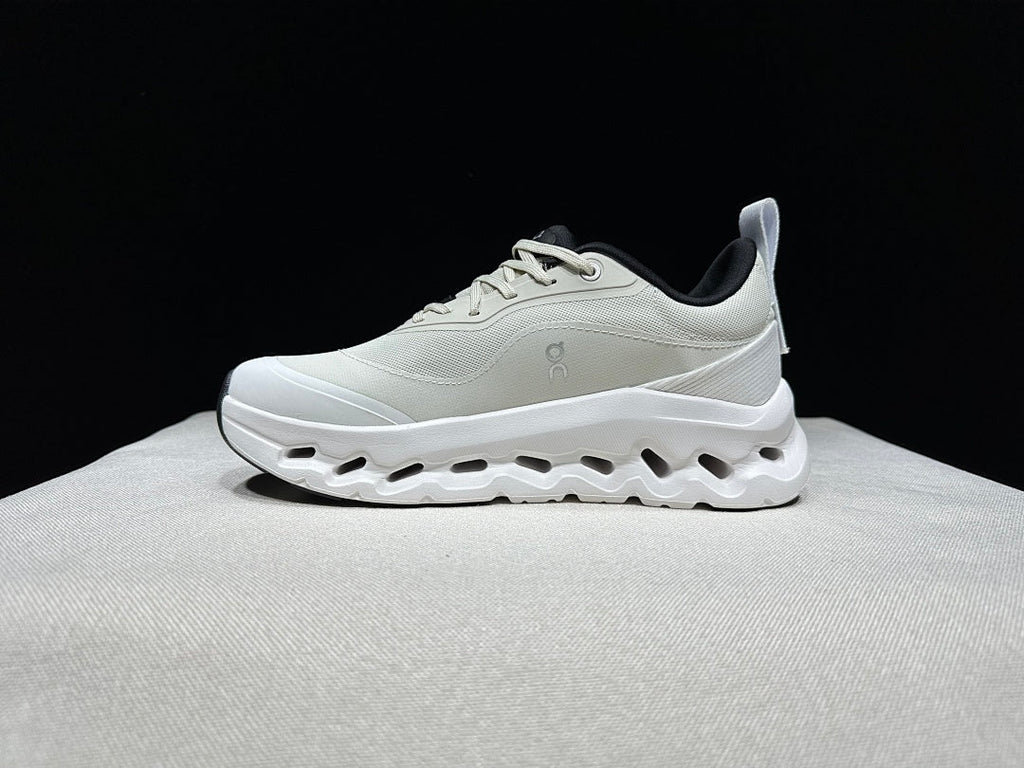 On Running x Loewe Cloudtilt 2.0 Trainers in Rice - product image from the listing.