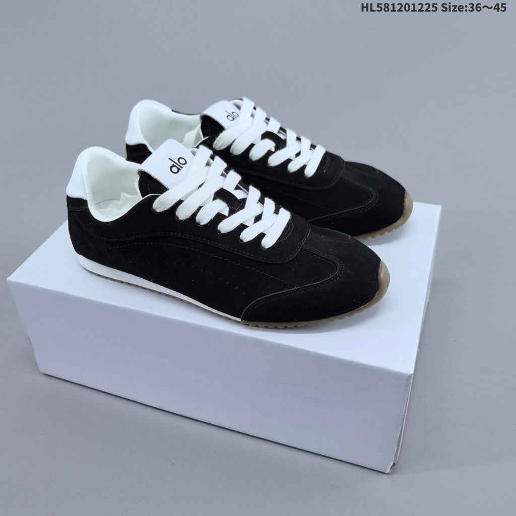 Alo Yoga Sunset Sneaker Low-Cut Casual Shoes - product image from the listing.