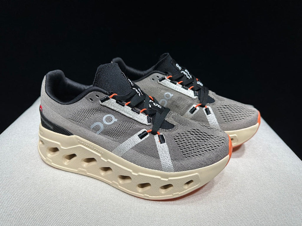 Light Brown On Cloud Eclipse Running Shoes - product image from the listing.