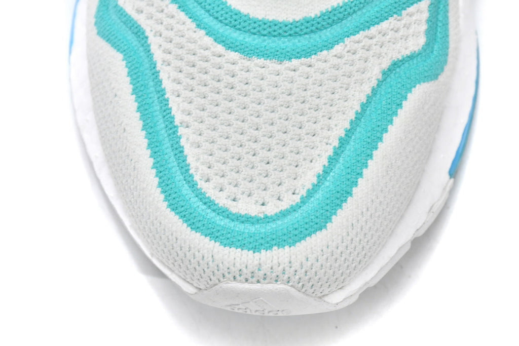 Adidas UltraBoost 22 Running Shoes White Sky Rush in Mint GY8674 - product image from the listing.
