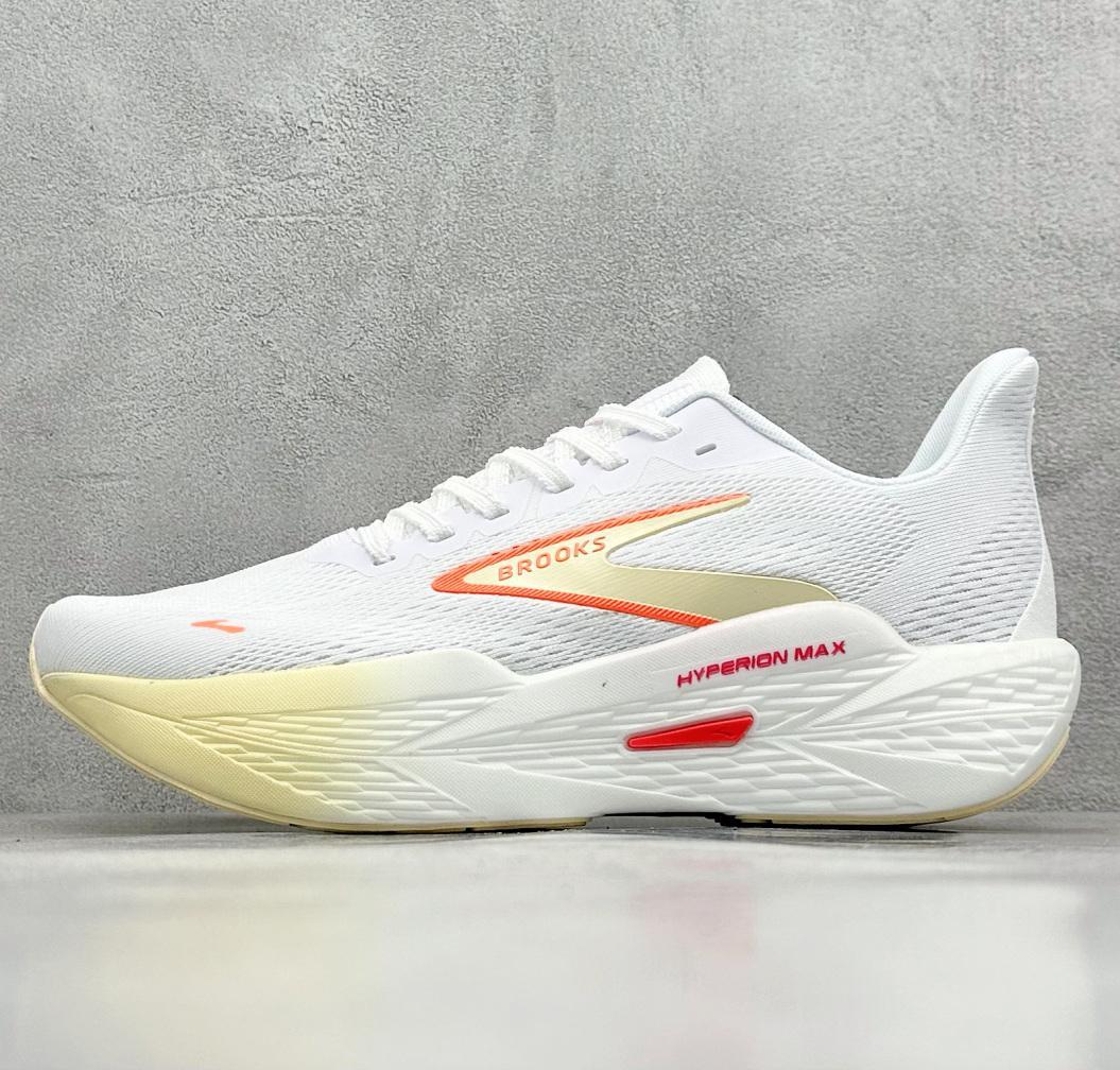Brooks Hyperion Max Sneakers for Running - product image from the listing.