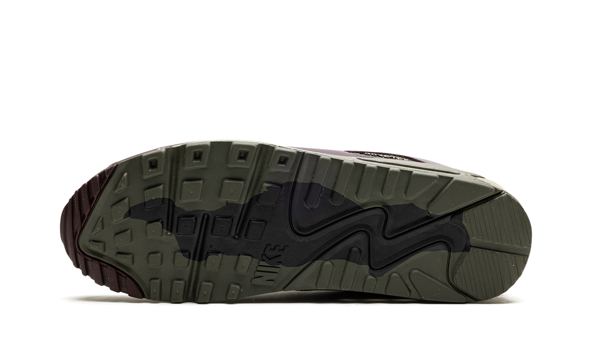 "Medium Olive" Air Max 90 Gore-Tex FD5810 200 - product image from the listing.