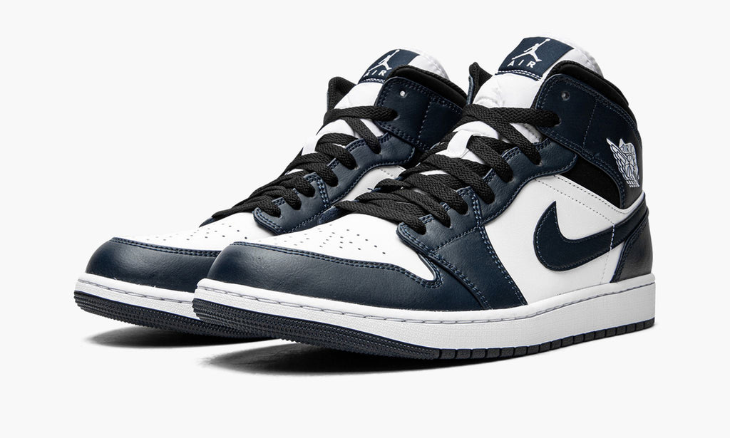 "Armory Navy" Jordan 1 Mid - product image from the listing.