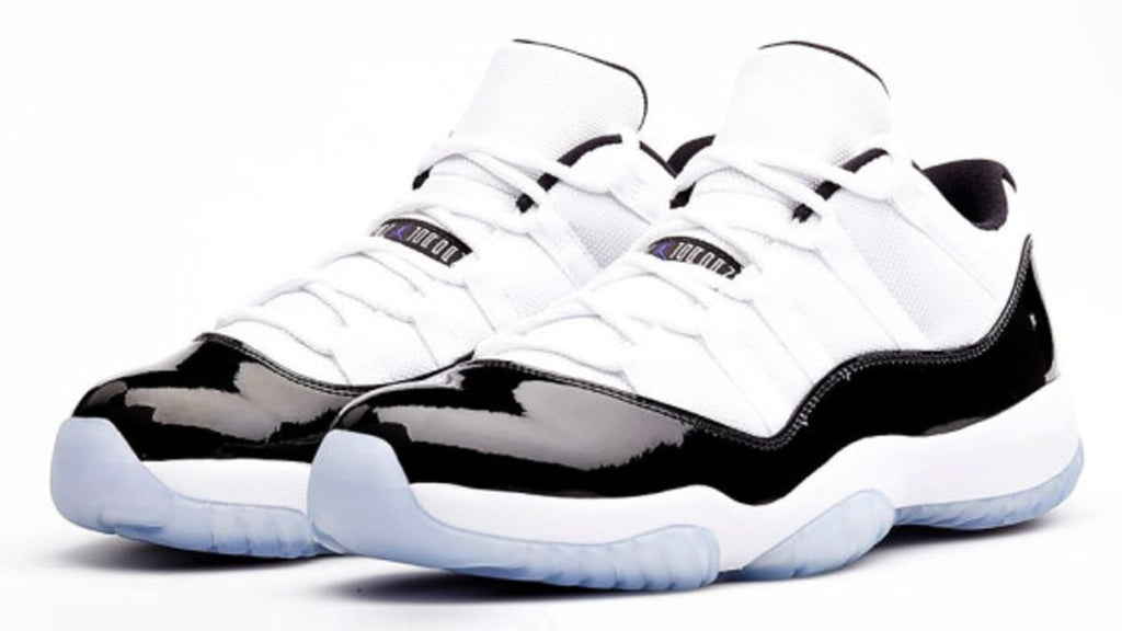 Concord - Jordan 11 Retro 528895 - product image from the listing.
