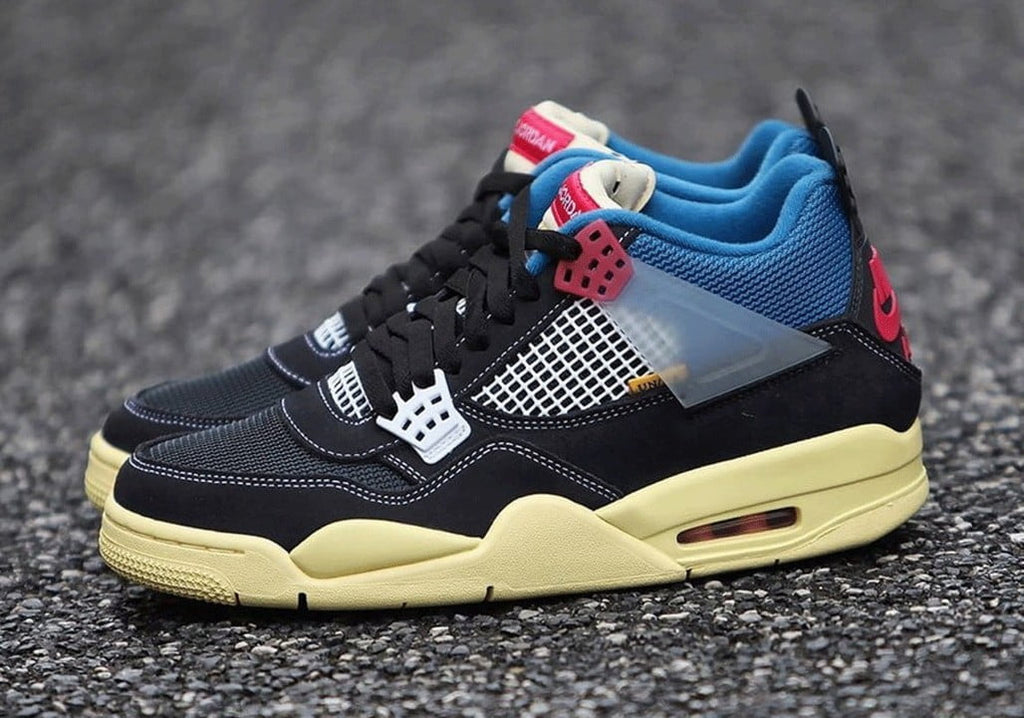 Union Off Noir - Jordan 4 Retro - product image from the listing.