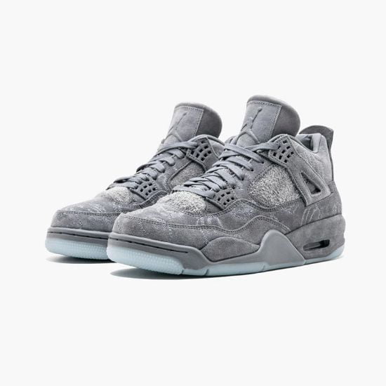 x KAWS Gray - Jordan 4 930155 - product image from the listing.