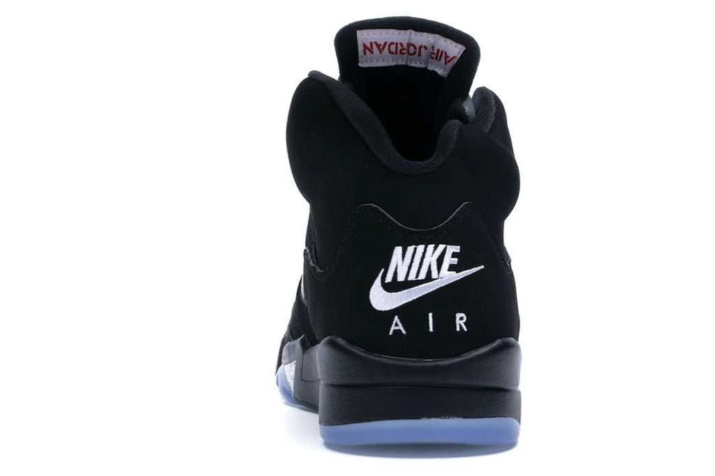 Black Metallic (2016) - Jordan 5 Retro - product image from the listing.