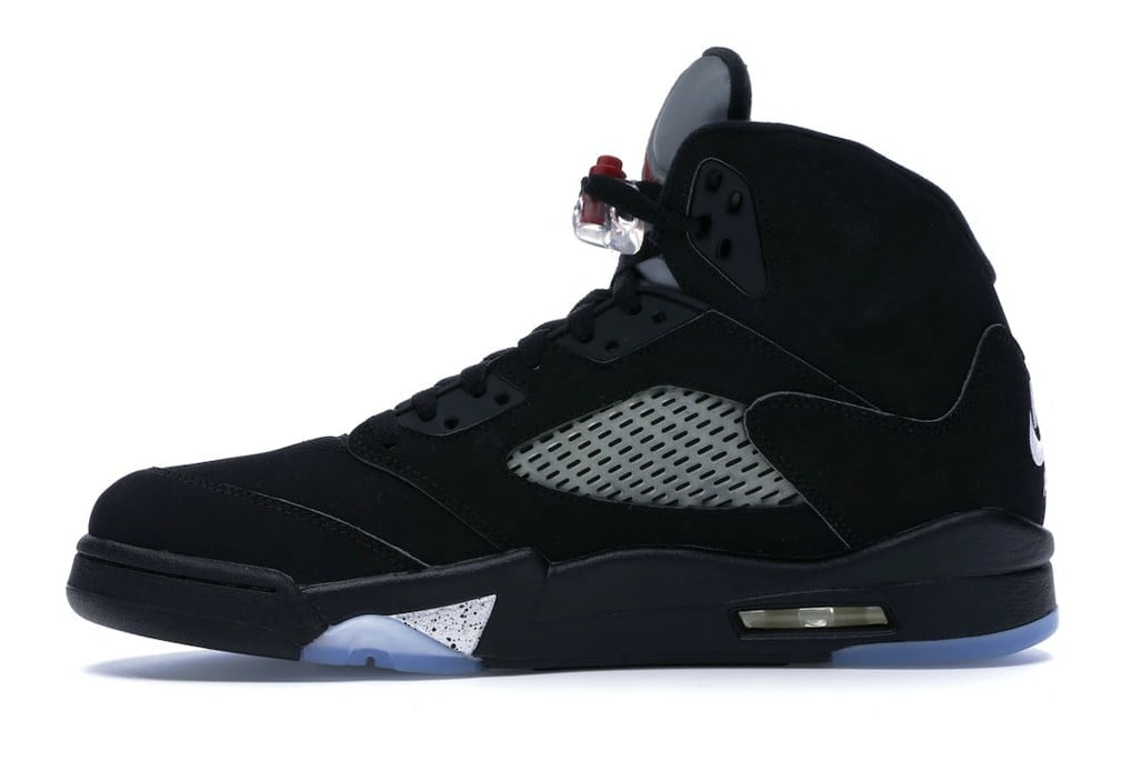 Black Metallic (2016) - Jordan 5 Retro - product image from the listing.