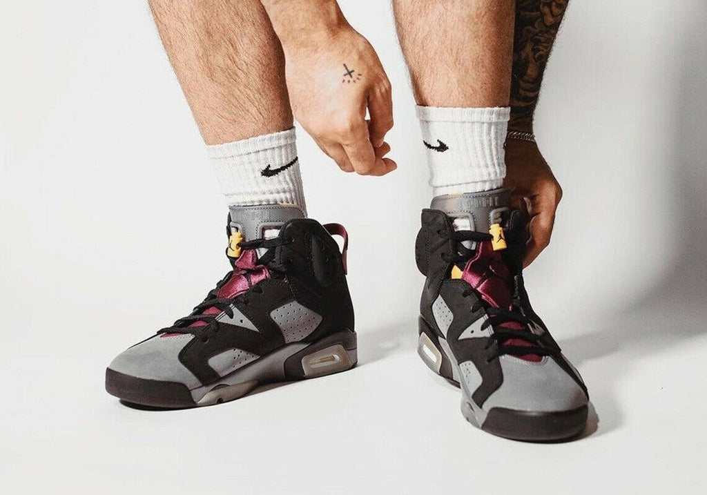 Jordan 6 Retro in Bordeaux - product image from the listing.