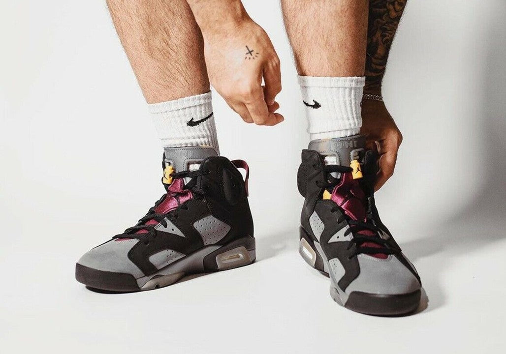 Jordan 6 Retro in Bordeaux - product image from the listing.