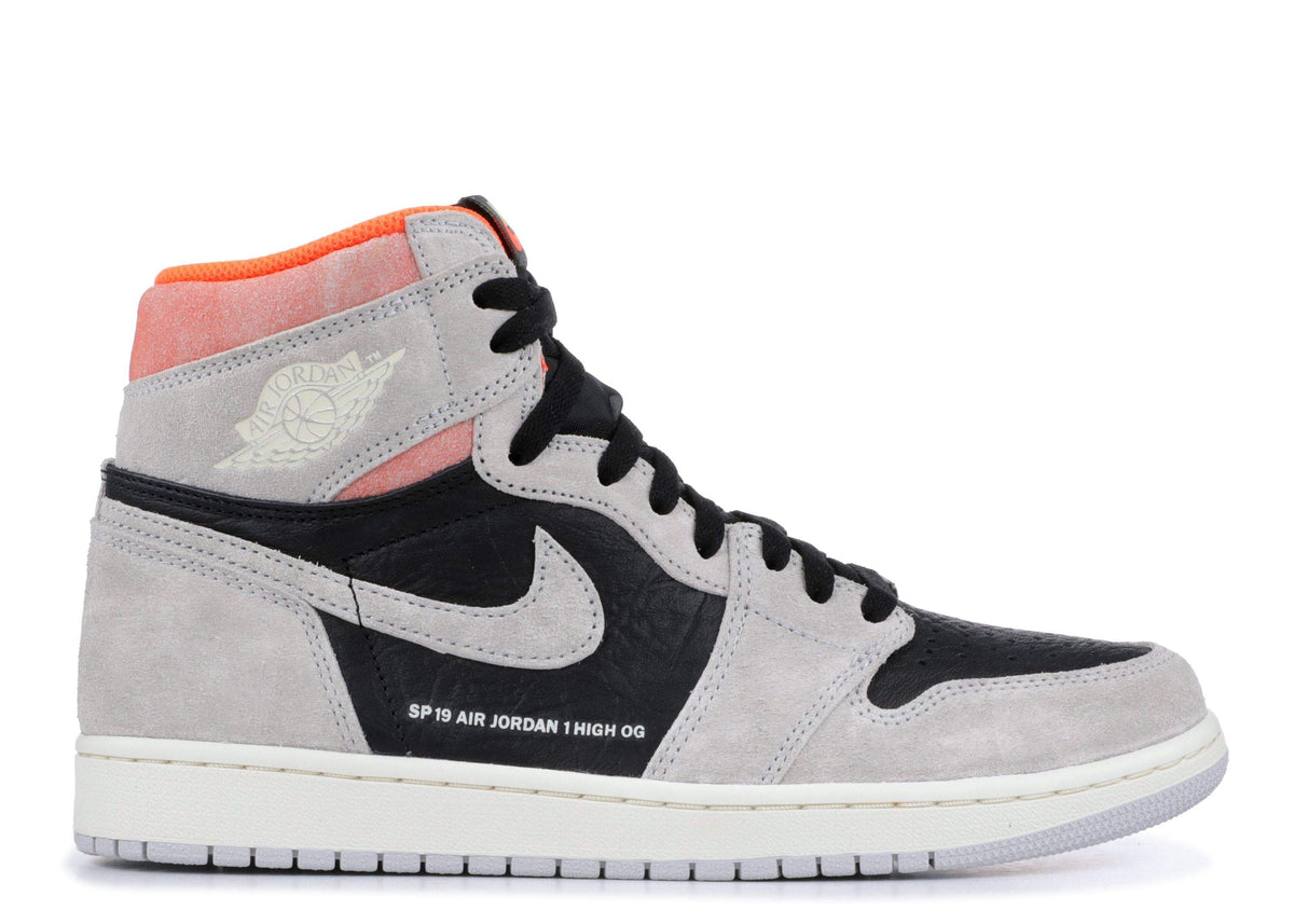 Air Jordan 1 Retro High OG 'Neutral Grey' Sneaker - product image from the listing.