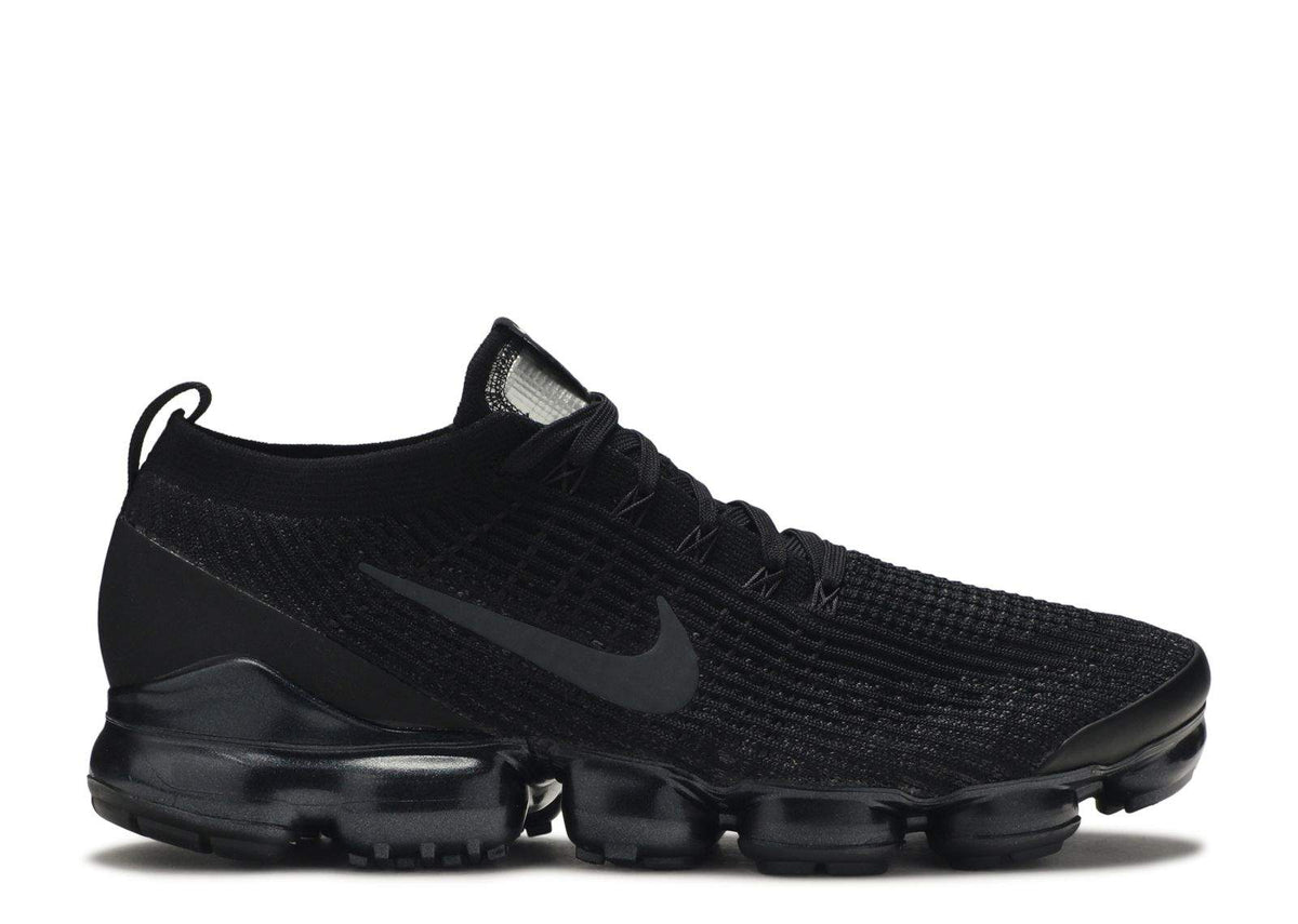 Nike Air VaporMax Flyknit 3 'Triple Black' Sneaker - product image from the listing.
