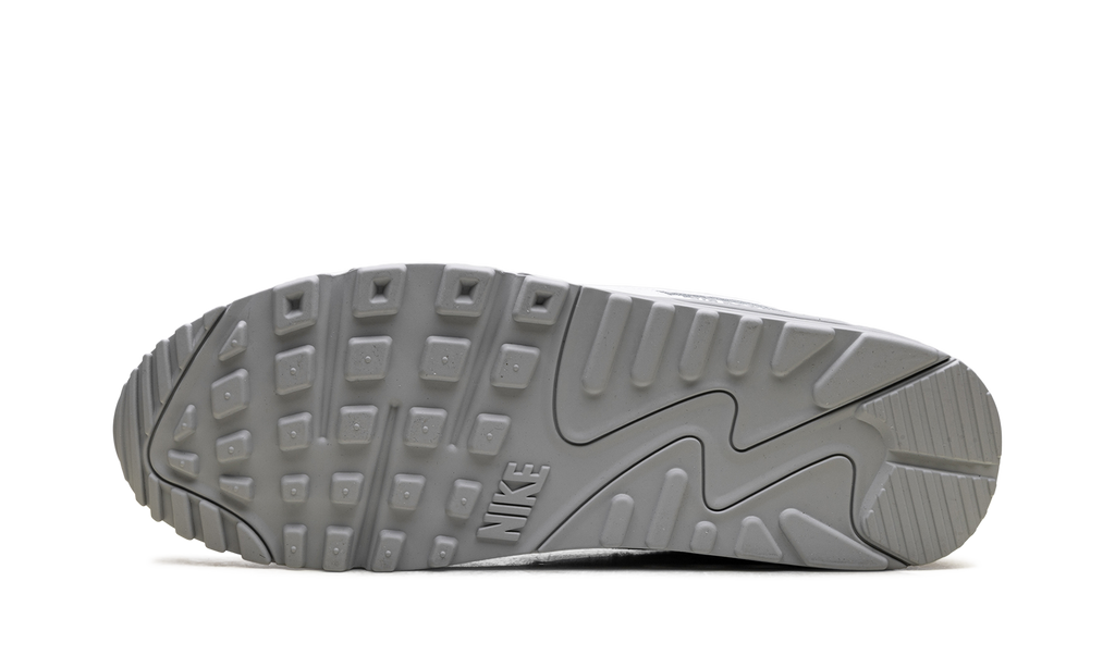 "Jewel Light Smoke Grey" Air Max 90 FN8005 100 - product image from the listing.