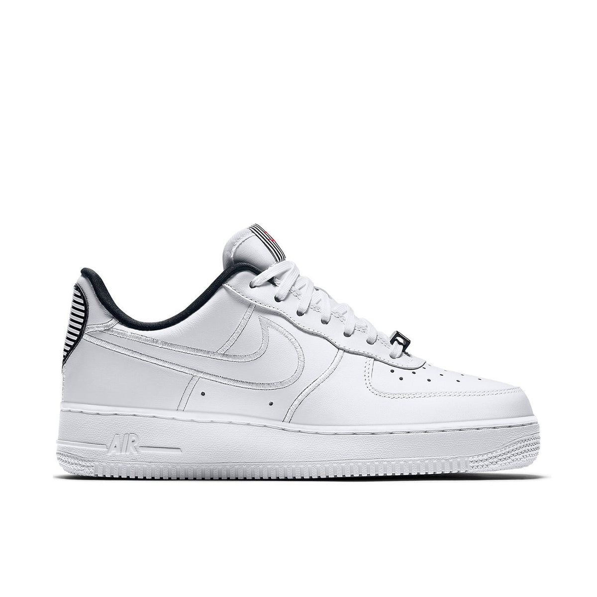 Women's Nike Air Force 1 Low SE LX Valentines Day 2018 - product image from the listing.