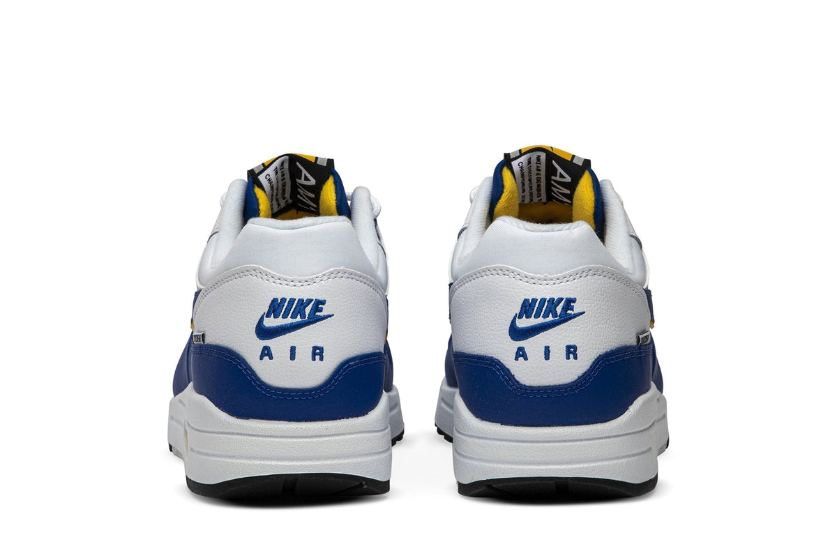 Windbreaker - Nike Air Max 1 SE - product image from the listing.