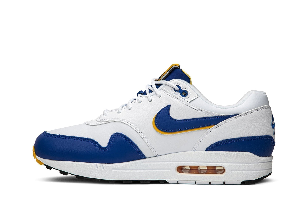 Windbreaker - Nike Air Max 1 SE - product image from the listing.
