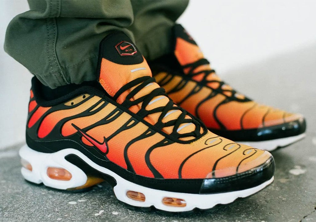 Sunset - Nike Air Max Plus OG - product image from the listing.