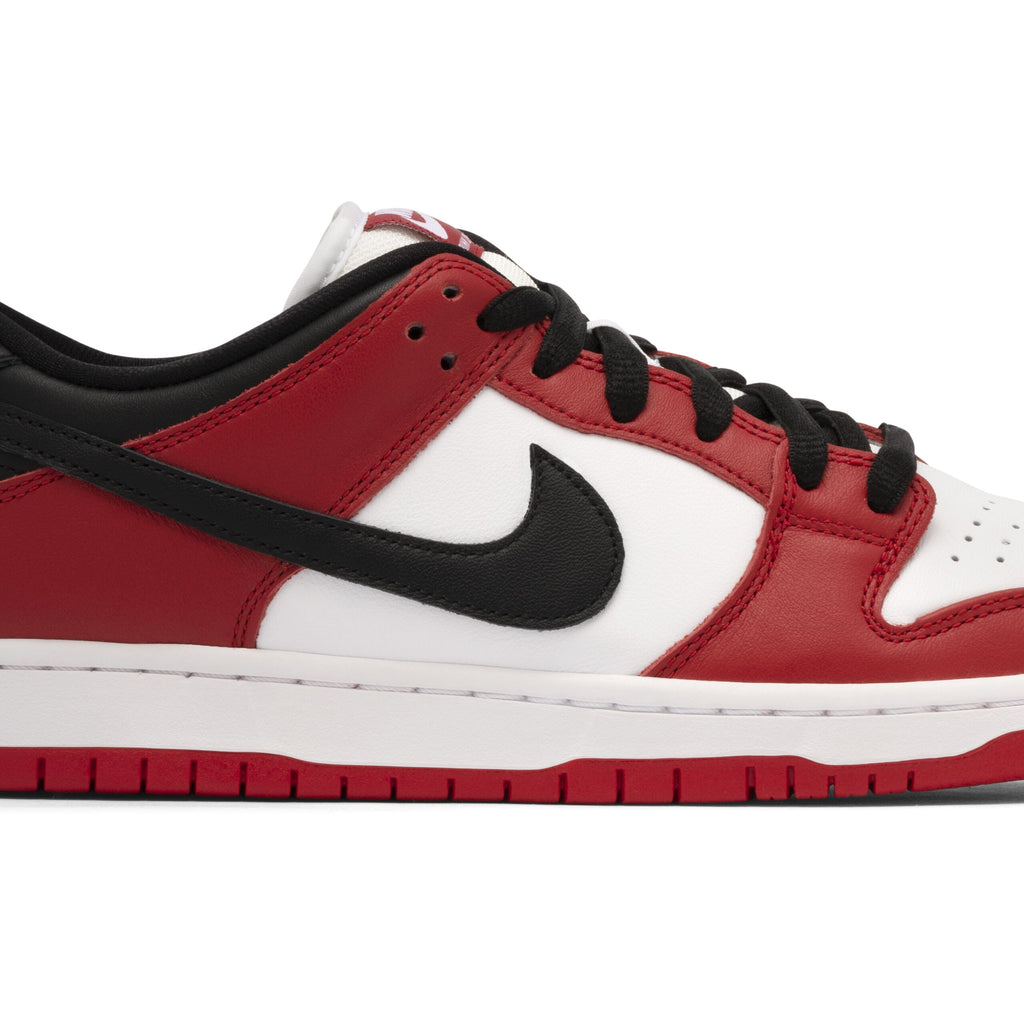 SB Dunk Low Chicago by Nike - product image from the listing.