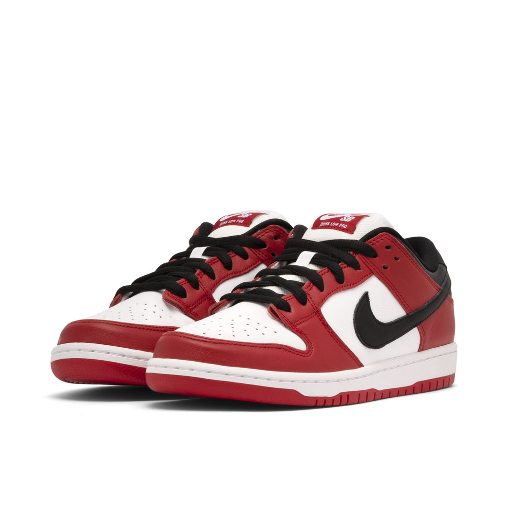 SB Dunk Low Chicago by Nike - product image from the listing.